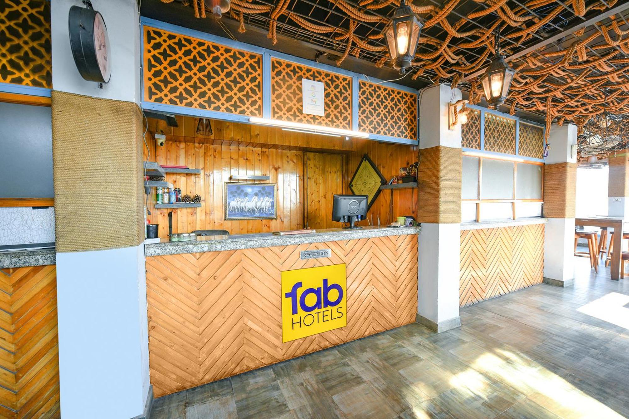 Fabhotel Kgf Dharampur  Exteriör bild